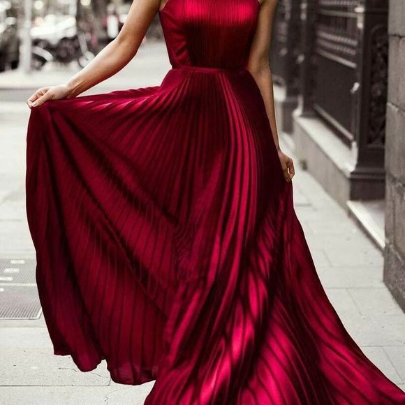 Meet your Posher, Pauline - Picture 1 of 1